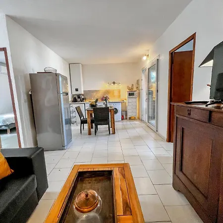 Holiday home Sandra - Maison, Patio, Plage D'argent A 2 Min - Verghia *